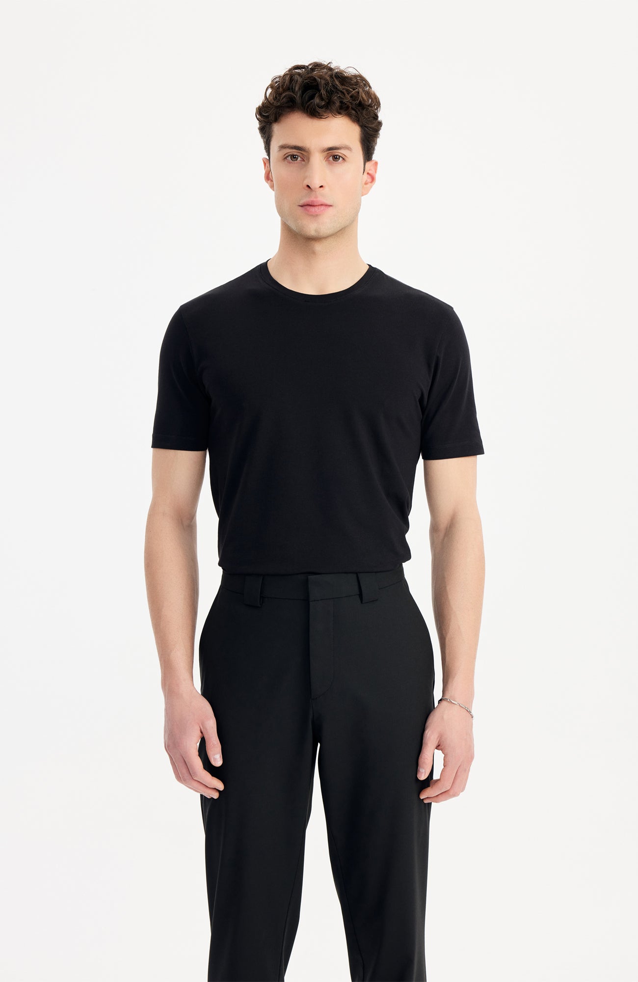 Sam Slim Siyah T-shirt - BATTS ( Il Maggio, S/S 24, T-shirts ) Sam Slim Siyah T-shirt - BATTS ( Il Maggio, S/S 24, T-shirts )