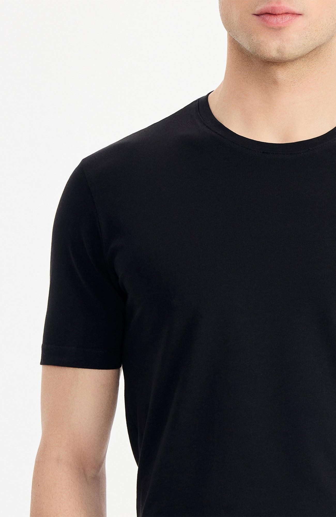 Sam Slim Siyah T-shirt - BATTS ( Il Maggio, S/S 24, T-shirts ) Sam Slim Siyah T-shirt - BATTS ( Il Maggio, S/S 24, T-shirts )