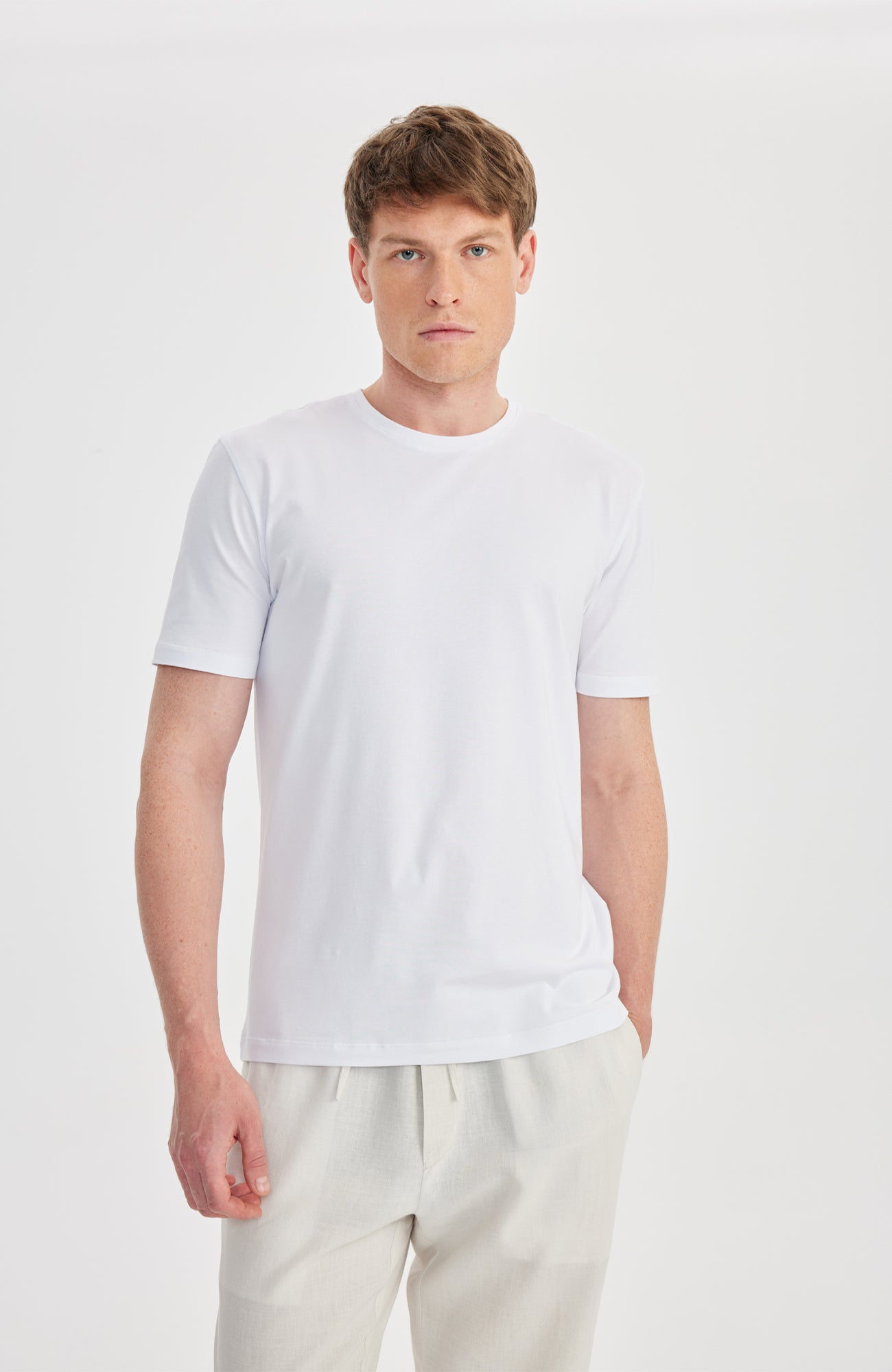 Sam Slim Beyaz T-shirt - BATTS ( Il Maggio, S/S 24, T-shirts )