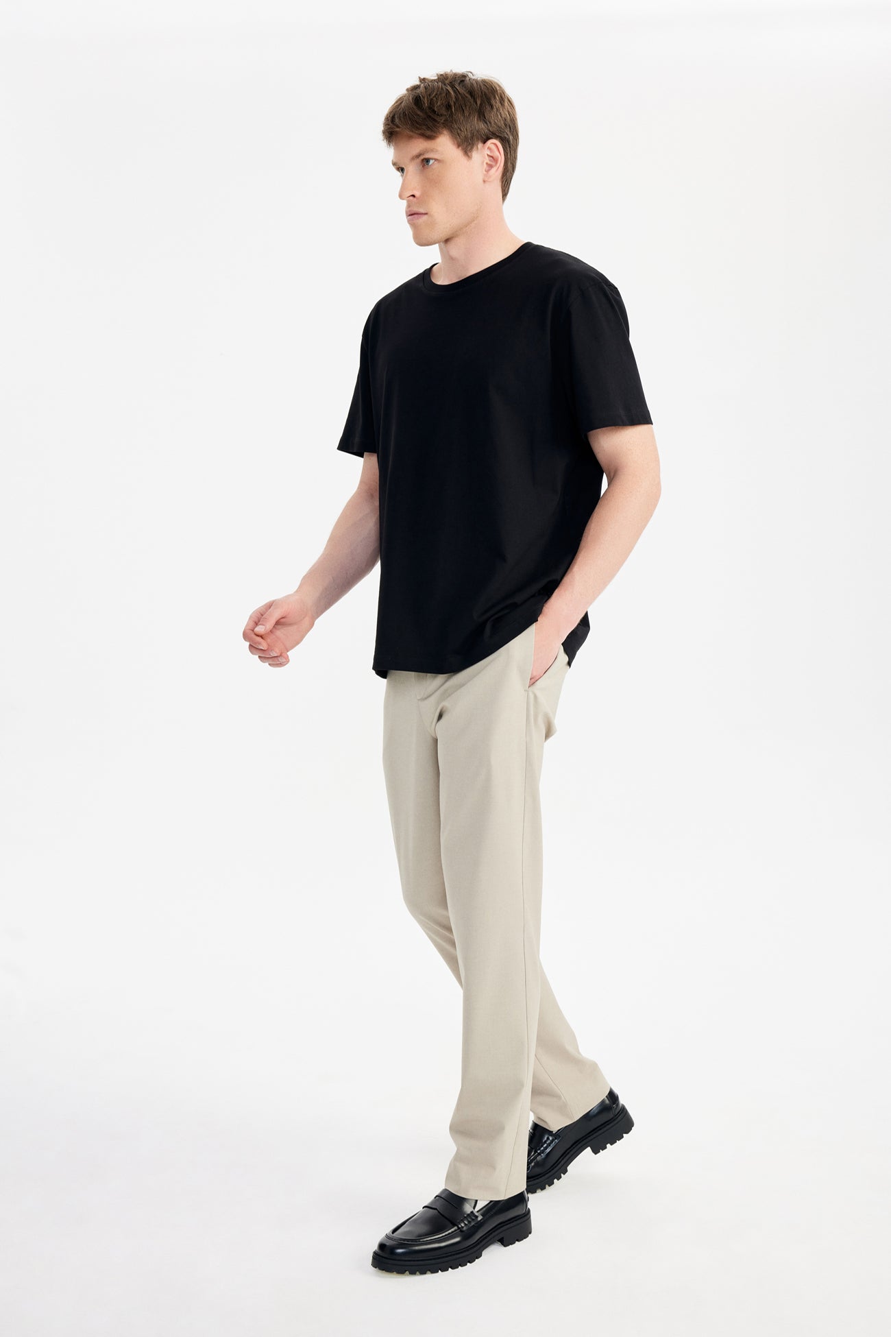 Franki Jogger Bej - BATTS ( Discover Pants, Il Maggio, Pants, S/S 24 )